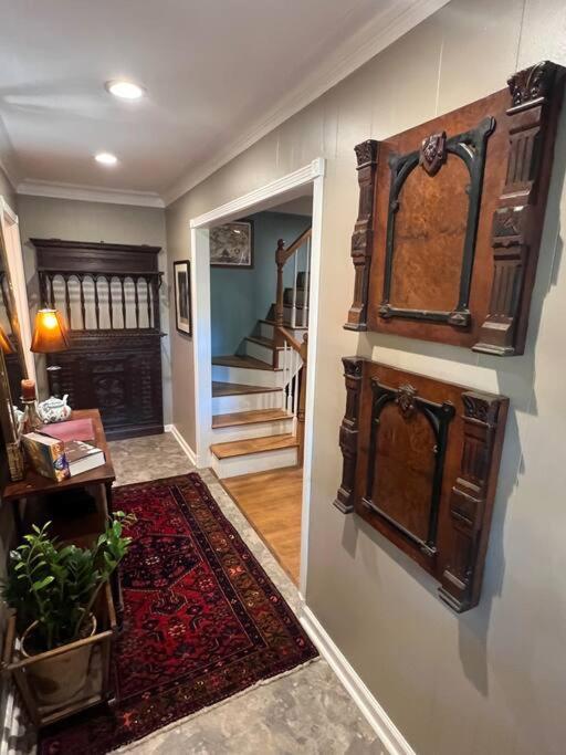 Elegant 6 Bedroom In Heart Of * Memphis