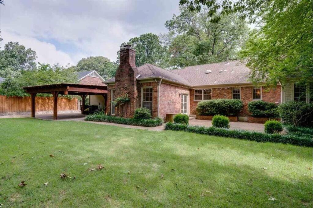 Elegant 6 Bedroom In Heart Of * Memphis