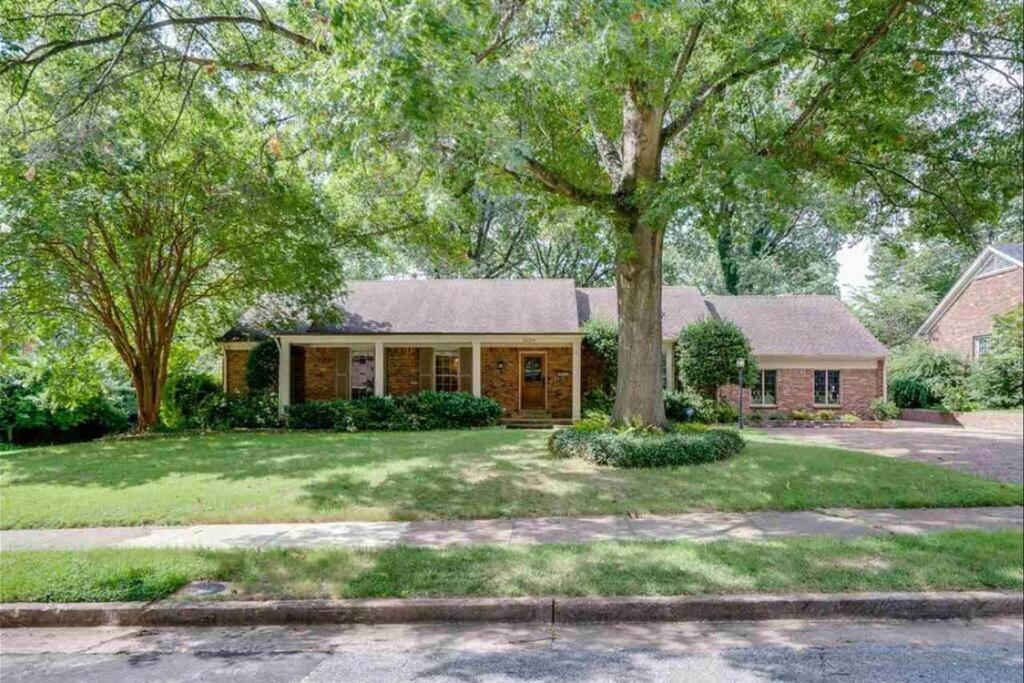Elegant 6 Bedroom In Heart Of