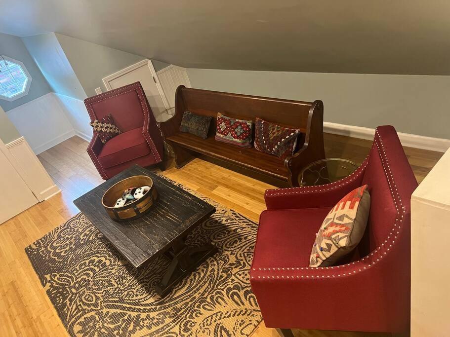 Elegant 6 Bedroom In Heart Of *